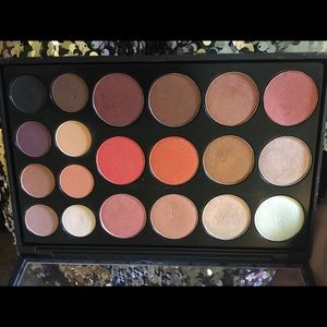 Crown Palette